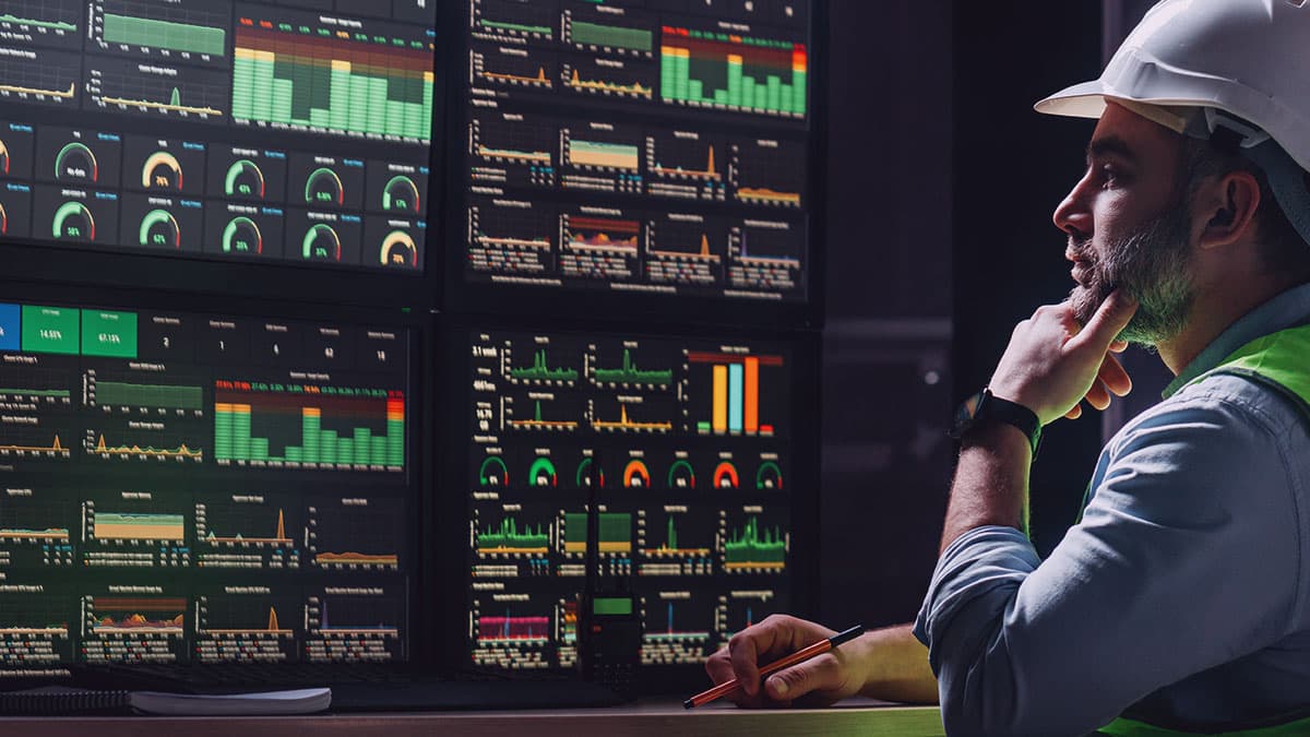 The critical role of cloud-based data platforms. Reshaping manufacturing data management